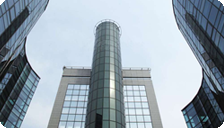pr�vne slu�by